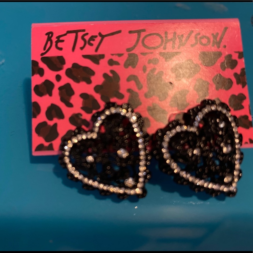 Betsey Johnson black heart stud earrings. NWT